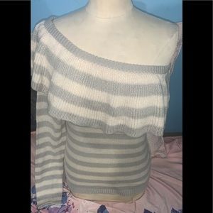Romeo+Juliet Blouse NWT